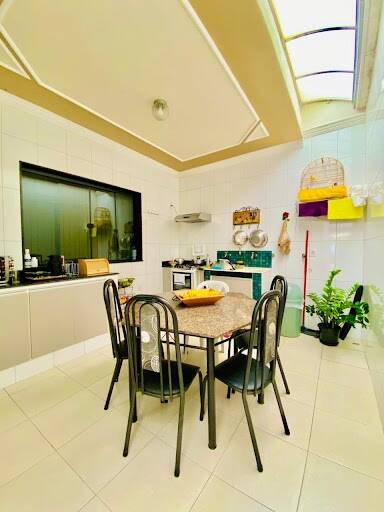 Casa à venda com 3 quartos, 216m² - Foto 12