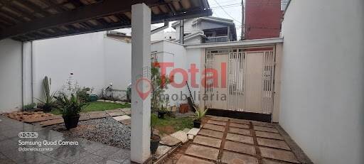 Casa à venda com 2 quartos, 450m² - Foto 11