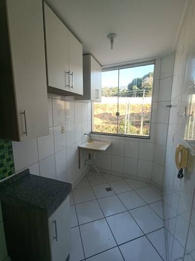 Apartamento para alugar com 2 quartos, 75m² - Foto 3