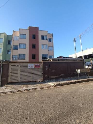 Apartamento para alugar com 2 quartos, 75m² - Foto 11