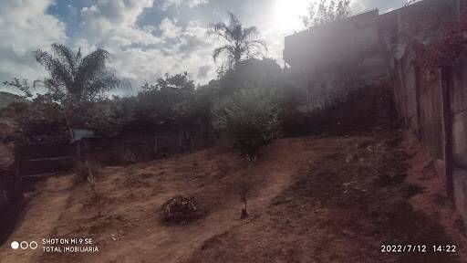 Casa à venda com 3 quartos, 360m² - Foto 13