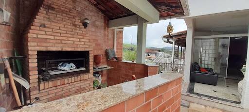 Casa à venda com 3 quartos, 338m² - Foto 2
