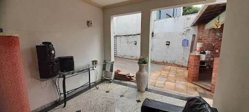 Casa à venda com 3 quartos, 338m² - Foto 10