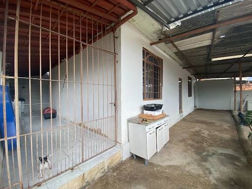 Casa à venda com 3 quartos, 350m² - Foto 37