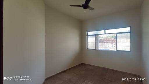 Casa à venda com 4 quartos, 720m² - Foto 11