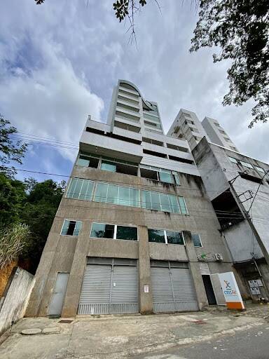 Prédio Inteiro para alugar com 3 quartos, 90m² - Foto 1