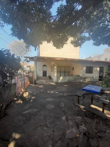 Casa à venda no Centro - Ipatinga