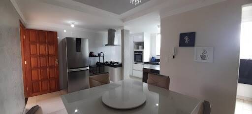 Apartamento à venda com 2 quartos, 95m² - Foto 18