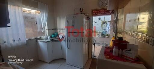 Casa à venda com 5 quartos, 360m² - Foto 11