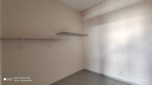 Casa à venda com 4 quartos, 359m² - Foto 1