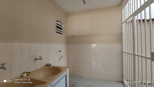 Casa à venda com 4 quartos, 359m² - Foto 10