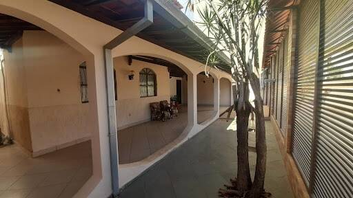 Casa à venda com 3 quartos, 360m² - Foto 13