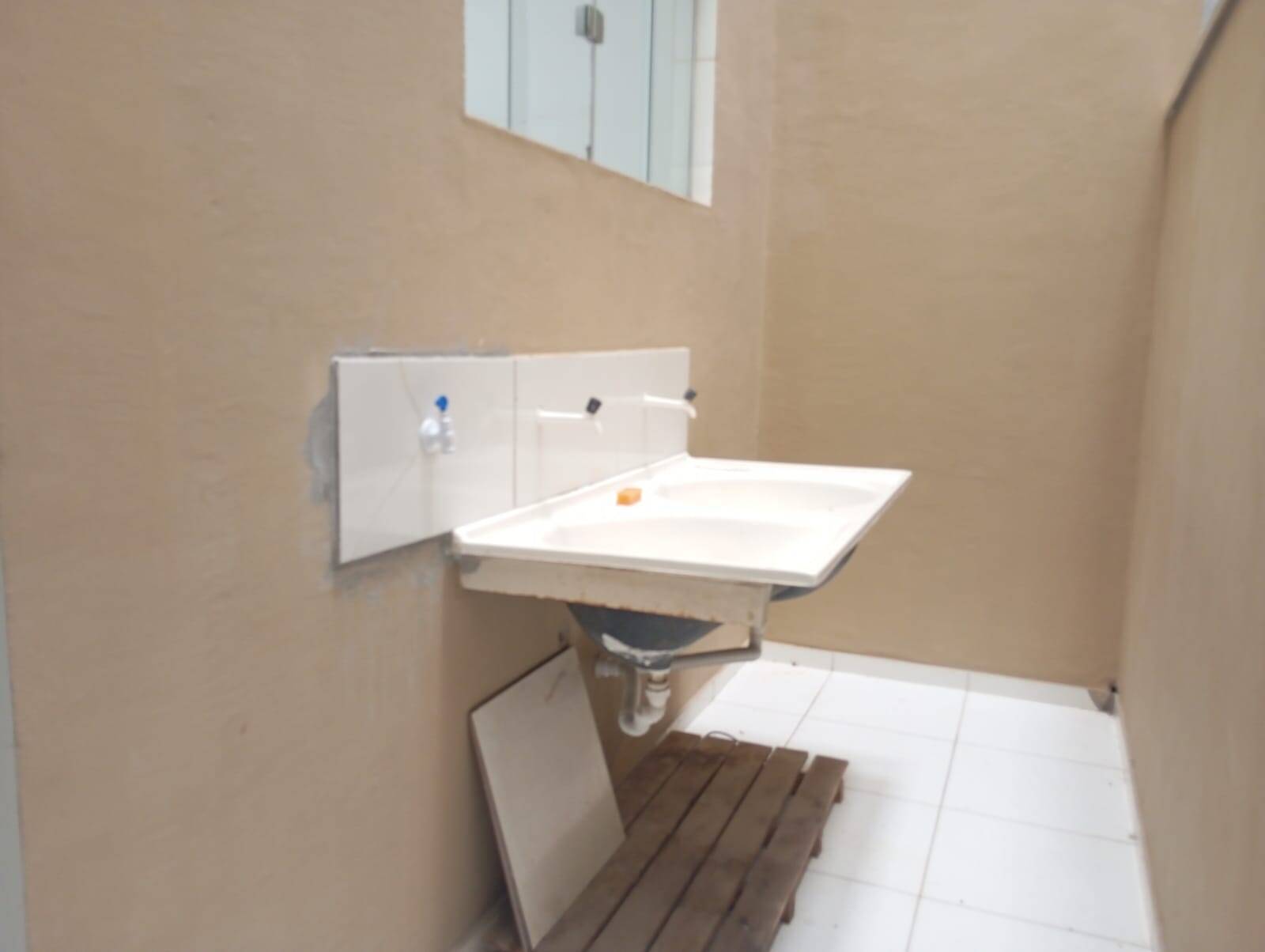 Apartamento para alugar com 2 quartos, 74m² - Foto 6