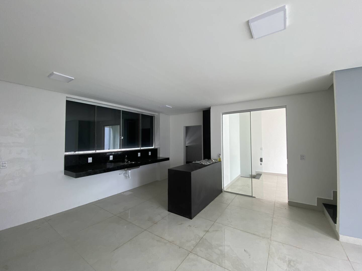 Casa à venda com 3 quartos, 131m² - Foto 6