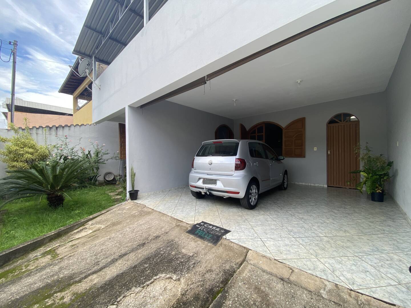 Casa à venda com 3 quartos, 200m² - Foto 2