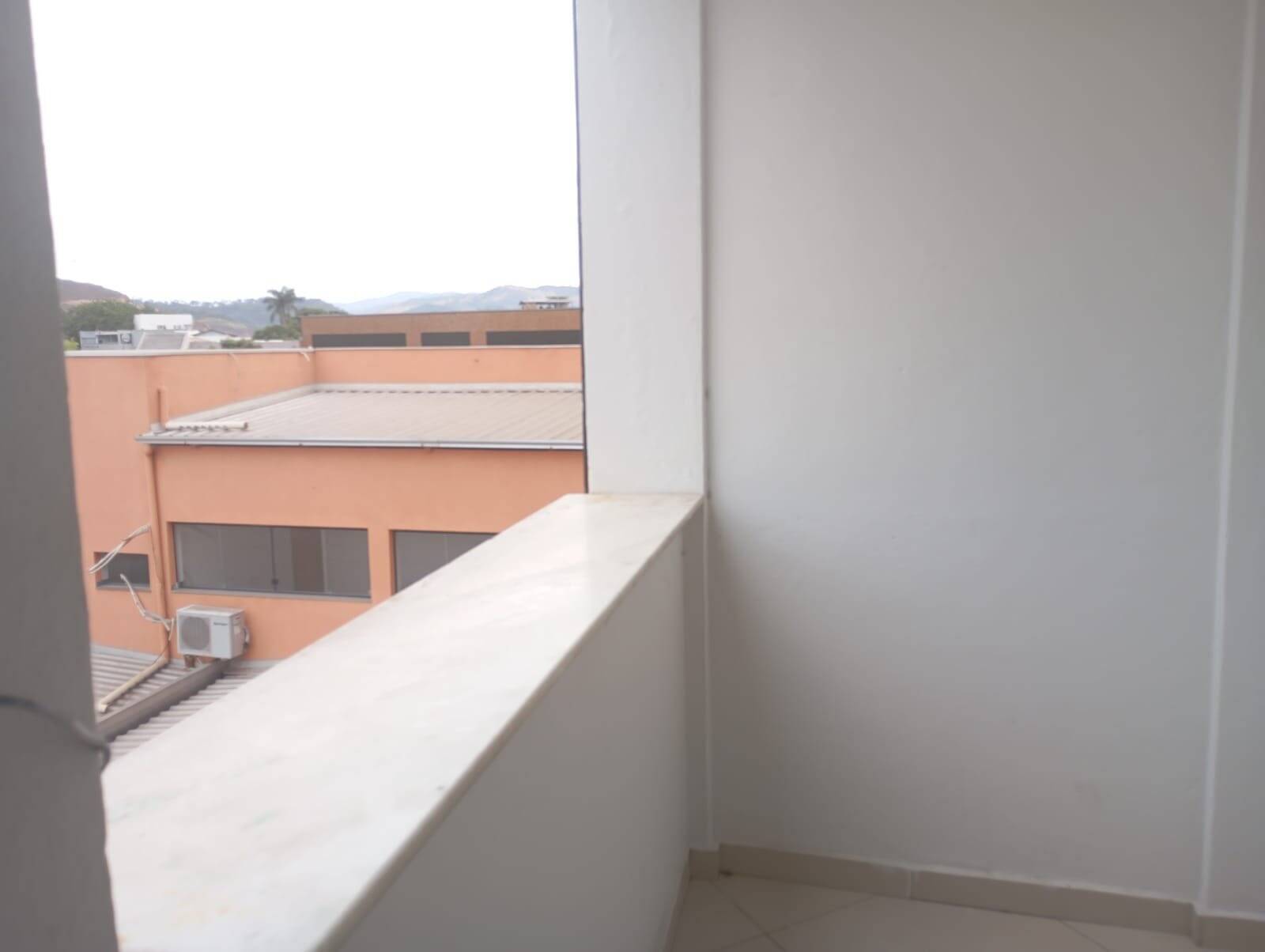Apartamento à venda com 3 quartos - Foto 3