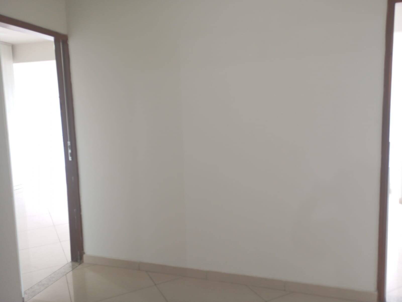 Apartamento à venda com 3 quartos - Foto 2
