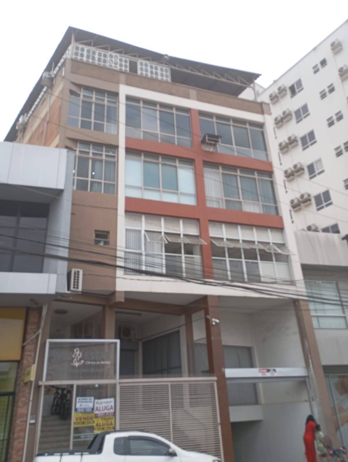 Apartamento à venda com 3 quartos - Foto 6