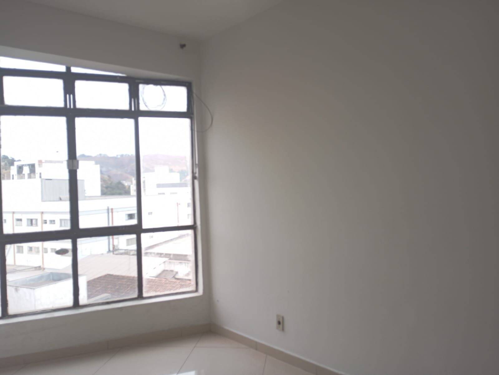 Apartamento à venda com 3 quartos - Foto 5