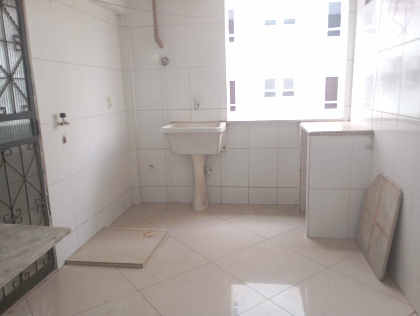 Apartamento à venda com 3 quartos - Foto 13