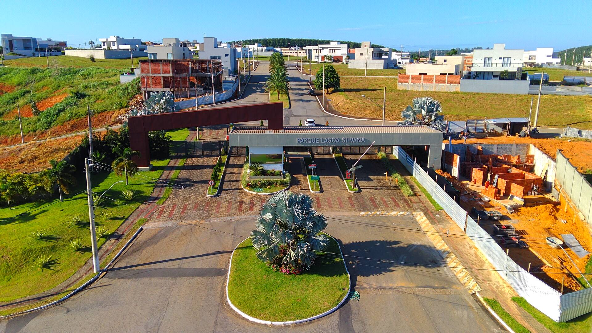 Terreno à venda, 700m² - Foto 1