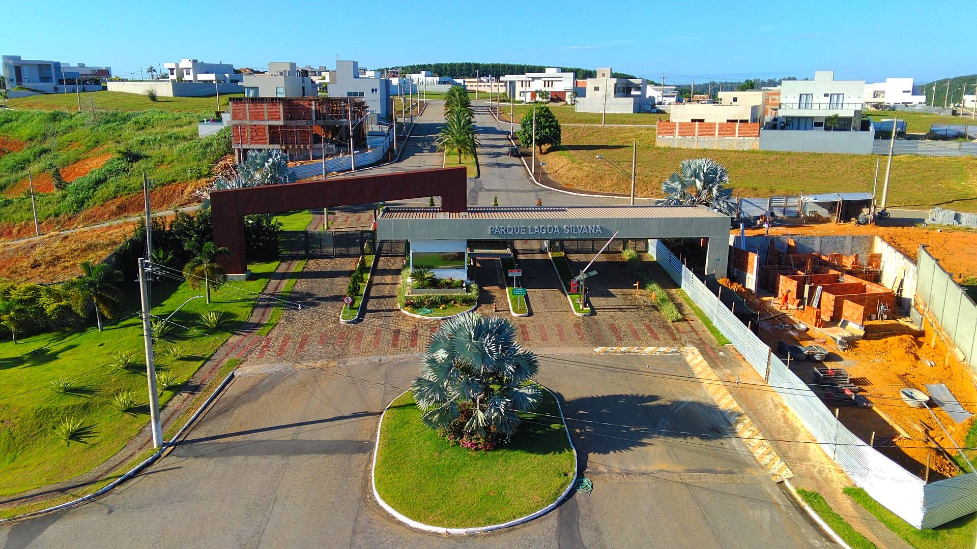 Terreno à venda, 590m² - Foto 1