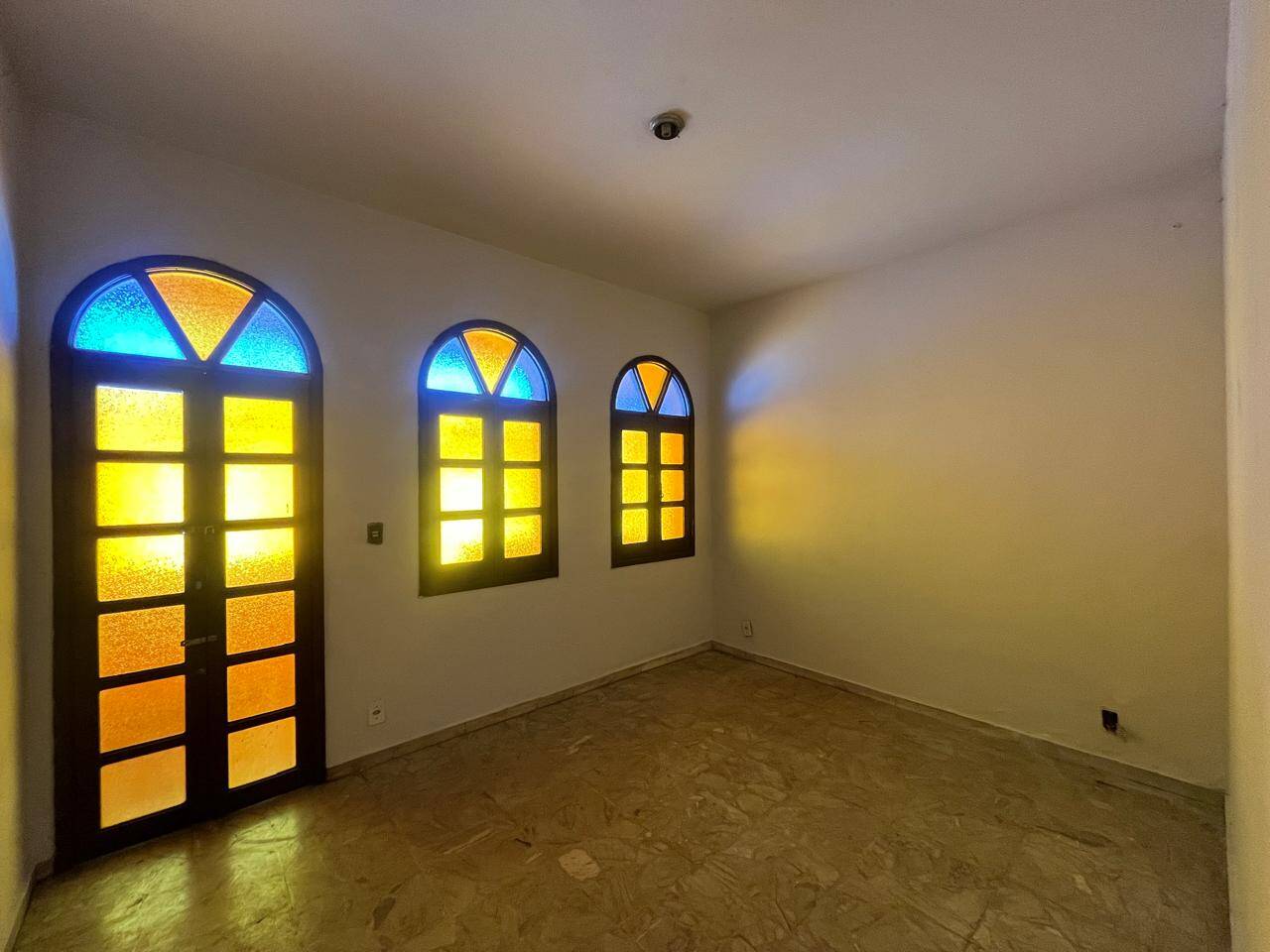 Casa à venda com 3 quartos, 125m² - Foto 6