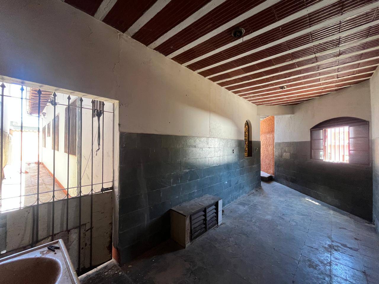 Casa à venda com 3 quartos, 125m² - Foto 14