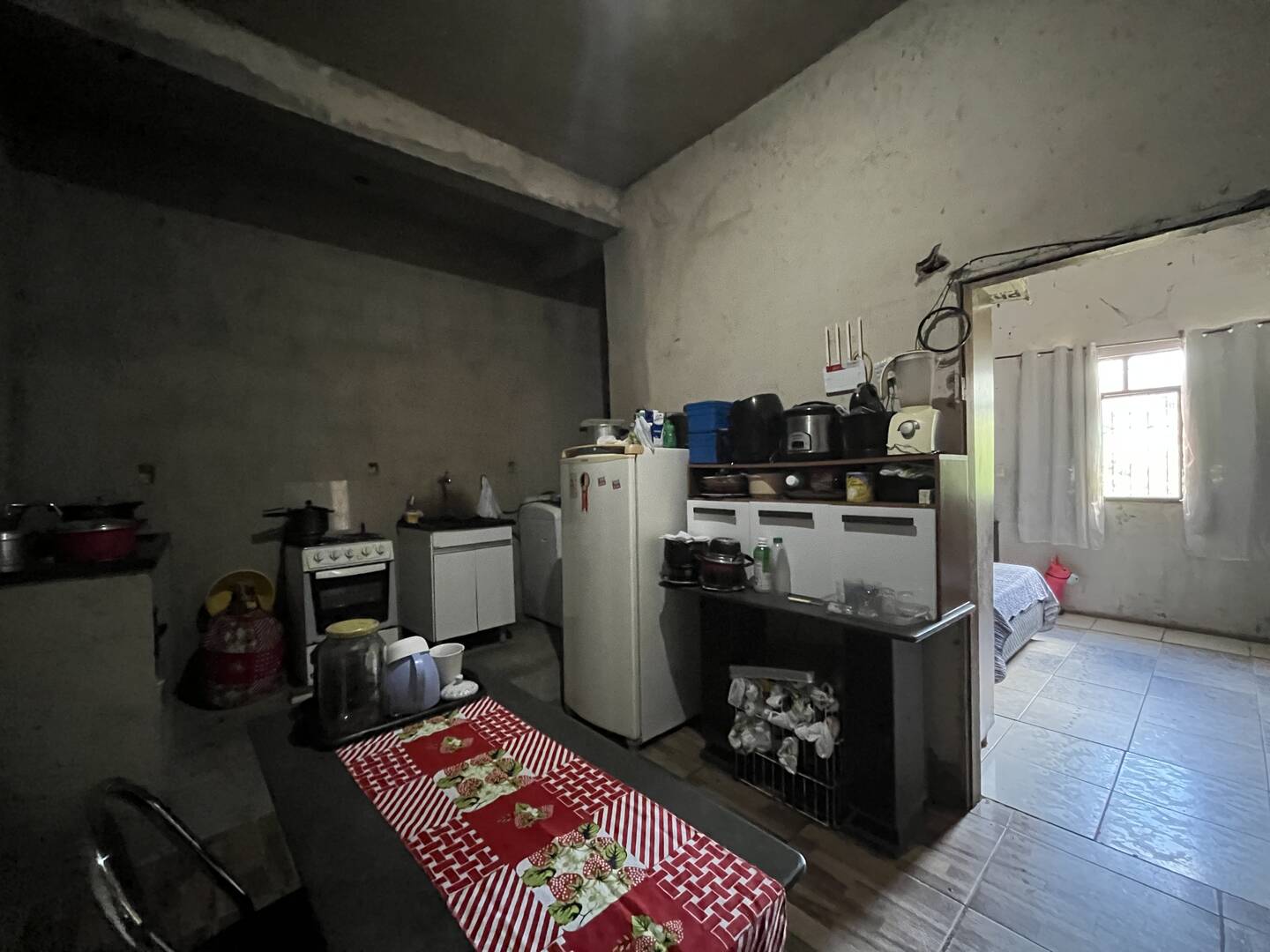 Casa à venda com 1 quarto, 80m² - Foto 6