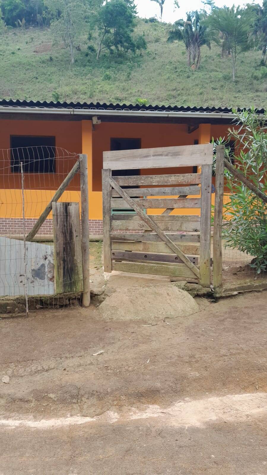 Sítio, 3 quartos, 4 m² - Foto 3