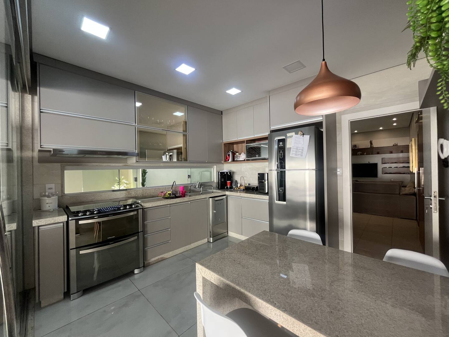 Casa à venda com 3 quartos, 360m² - Foto 10