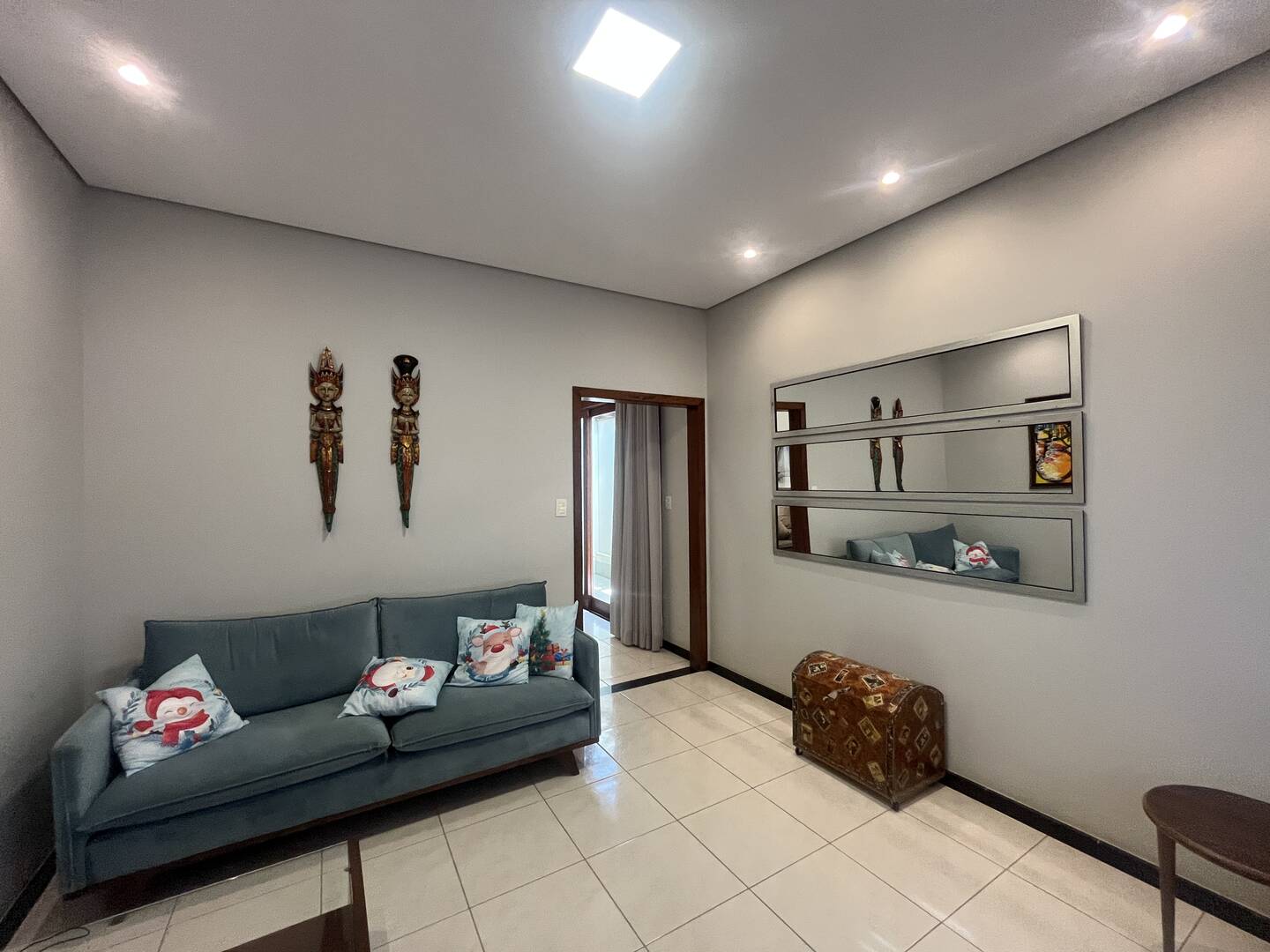Casa à venda com 3 quartos, 360m² - Foto 4