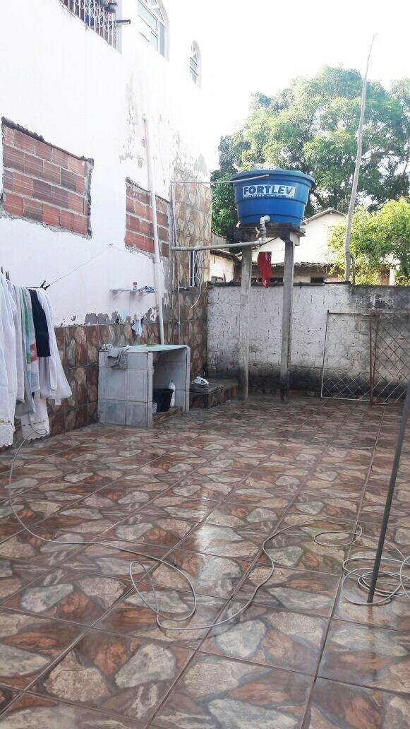 Casa à venda com 3 quartos, 180m² - Foto 10
