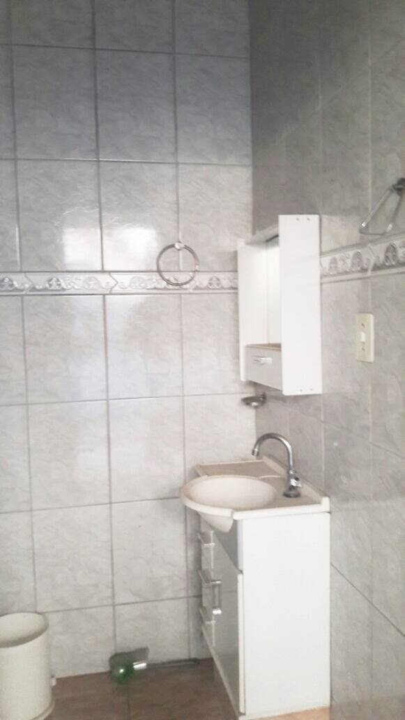Casa à venda com 3 quartos, 180m² - Foto 16