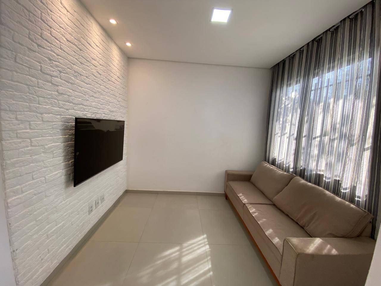 Casa à venda com 2 quartos, 360m² - Foto 10