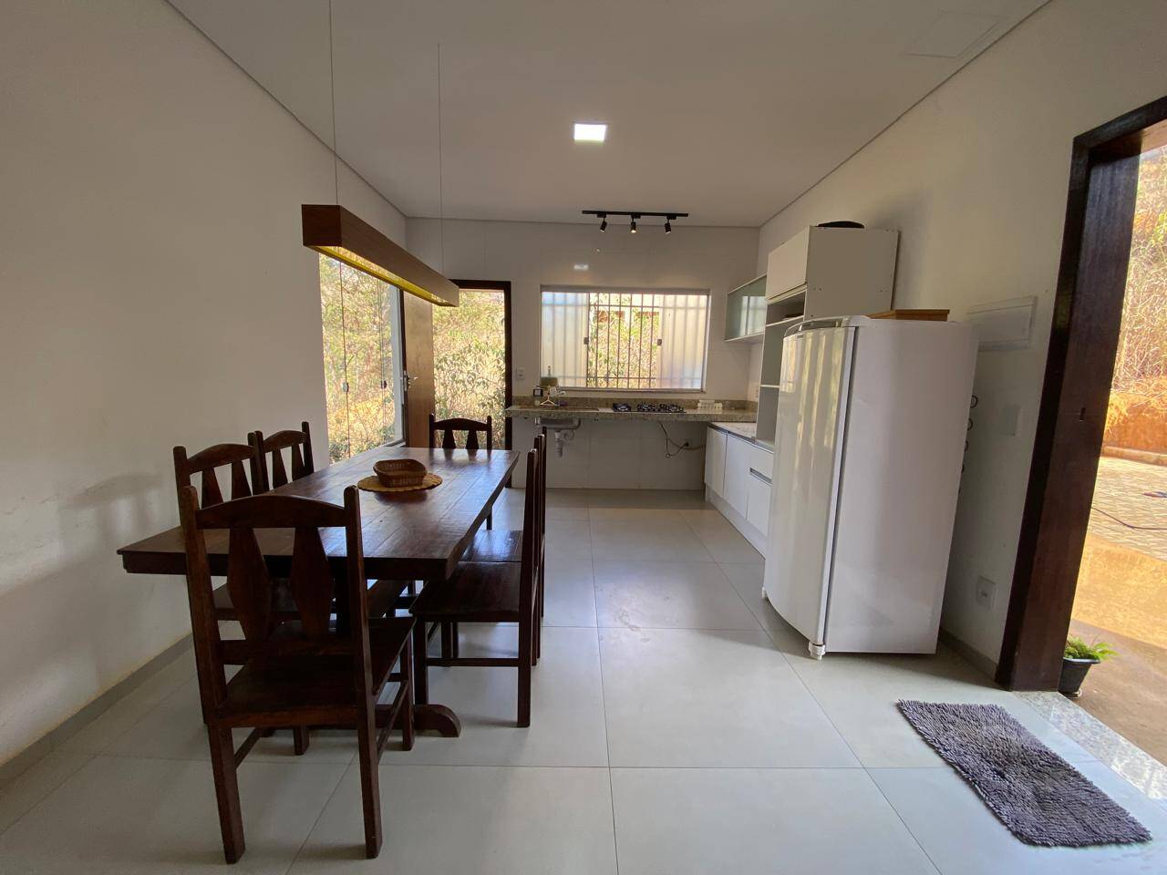 Casa à venda com 2 quartos, 360m² - Foto 16