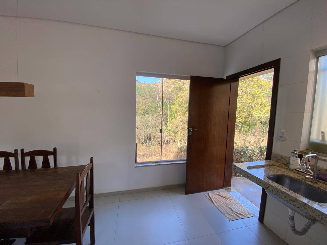 Casa à venda com 2 quartos, 360m² - Foto 17
