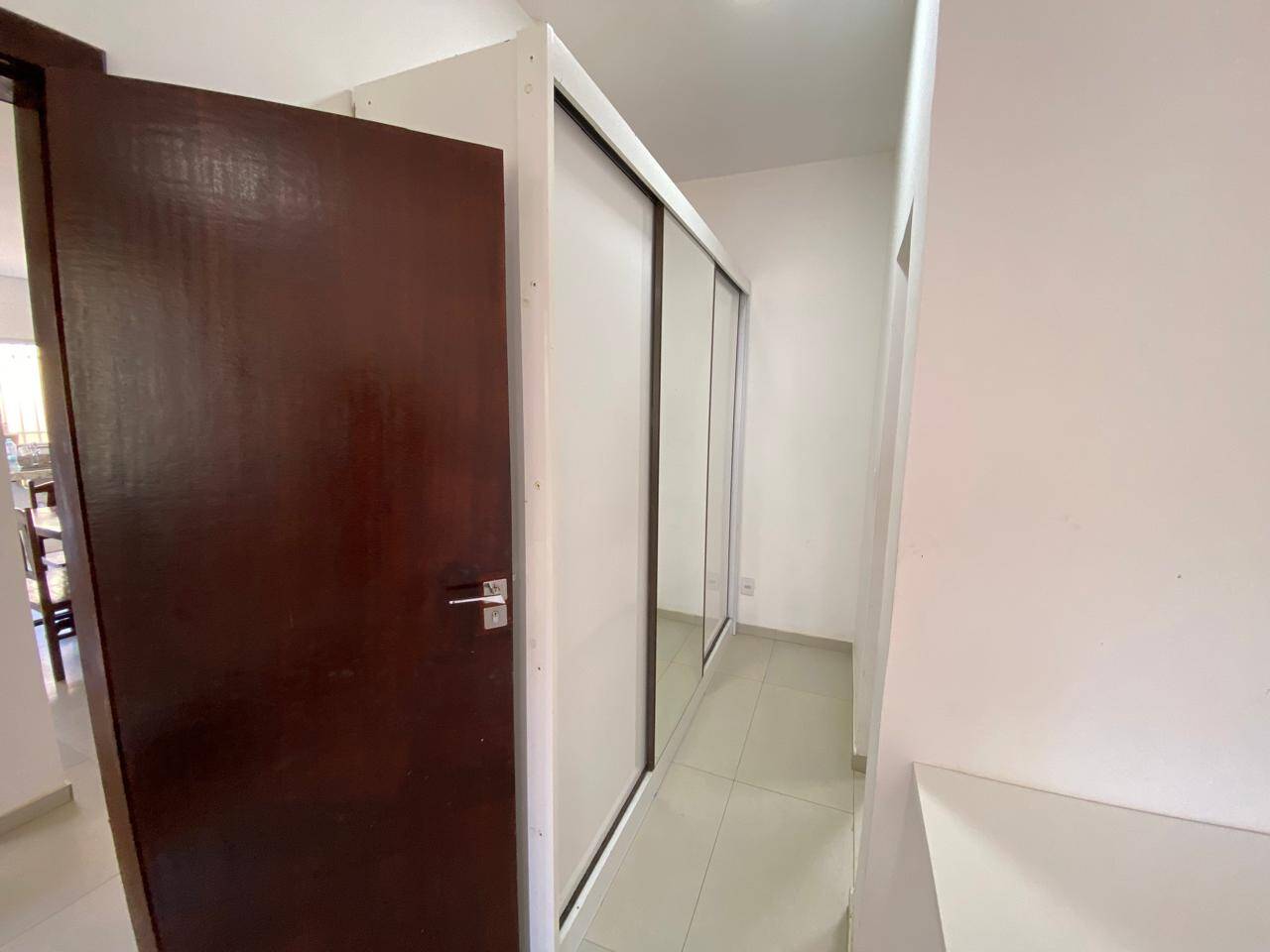 Casa à venda com 2 quartos, 360m² - Foto 25