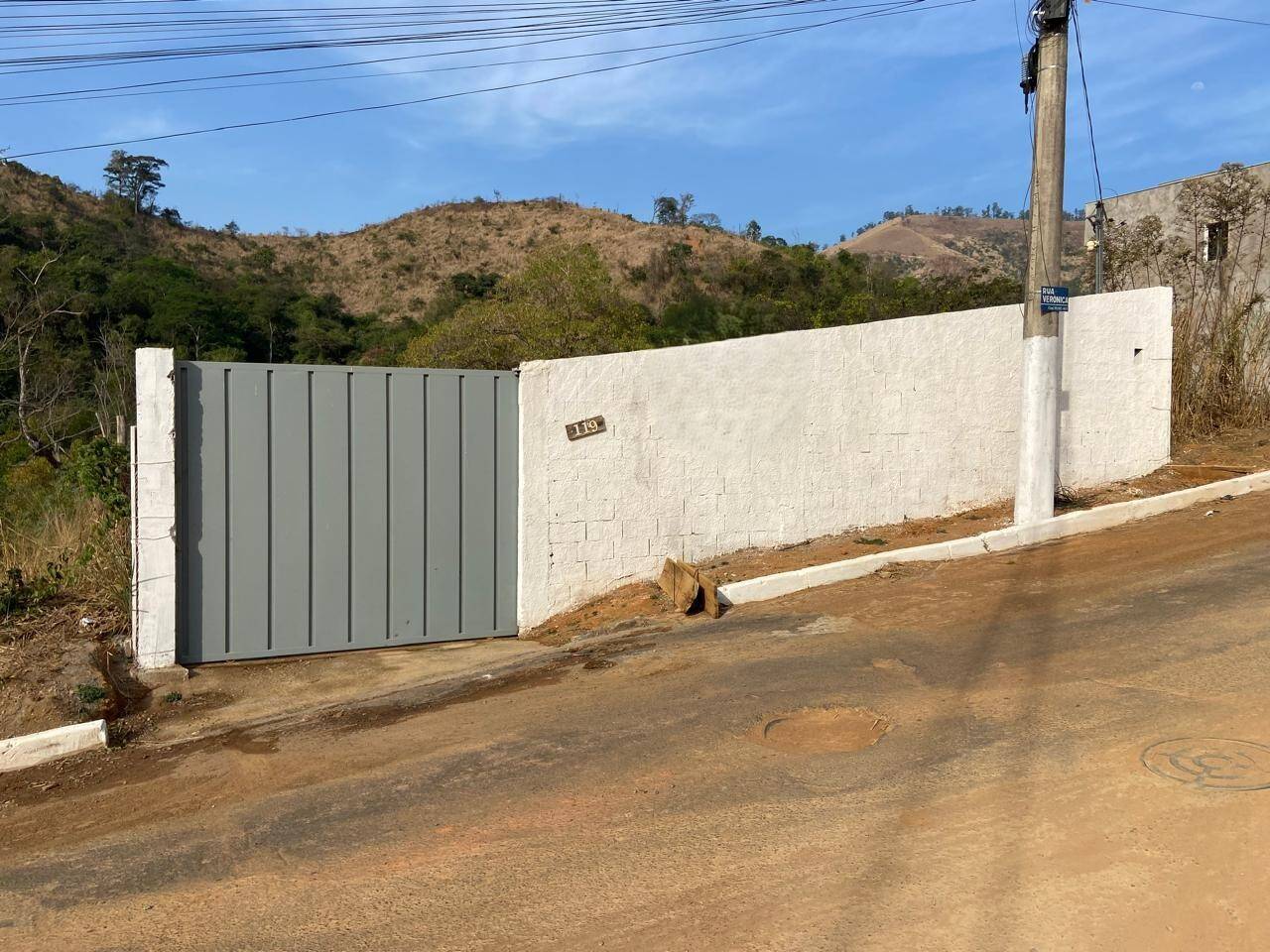 Casa à venda com 2 quartos, 360m² - Foto 2