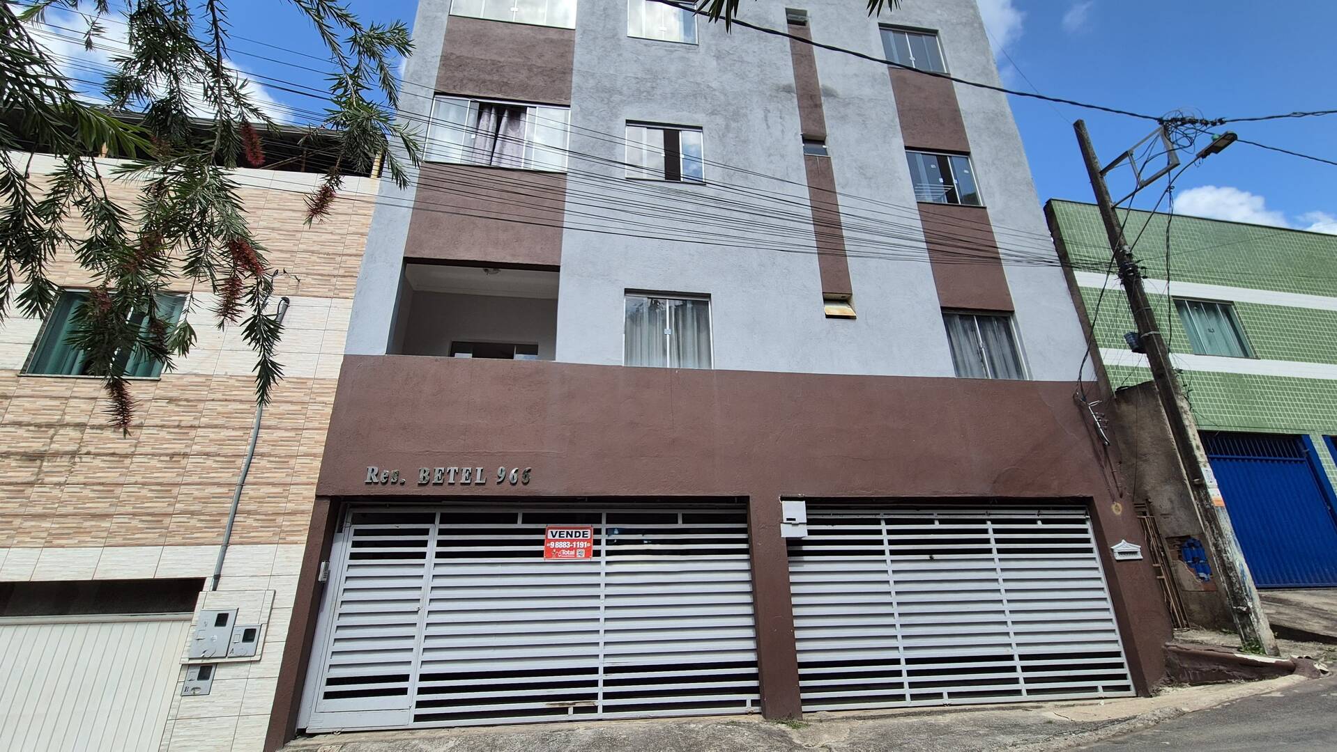 Apartamento à venda com 3 quartos, 75m² - Foto 1