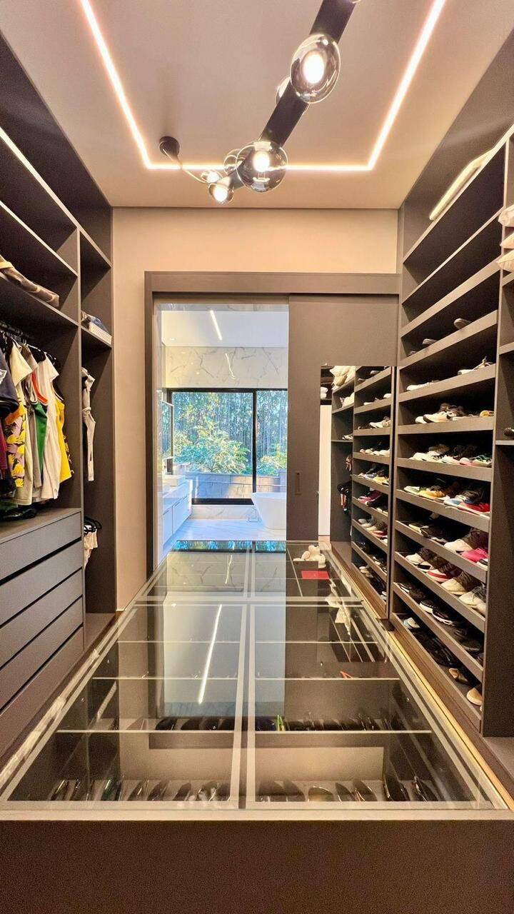 Casa à venda com 7 quartos, 1299m² - Foto 10