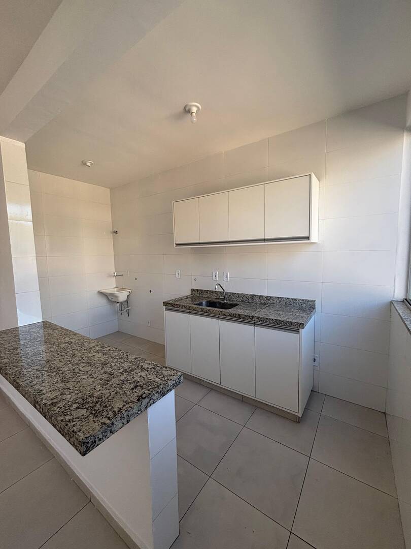 Apartamento para alugar com 3 quartos, 95m² - Foto 4