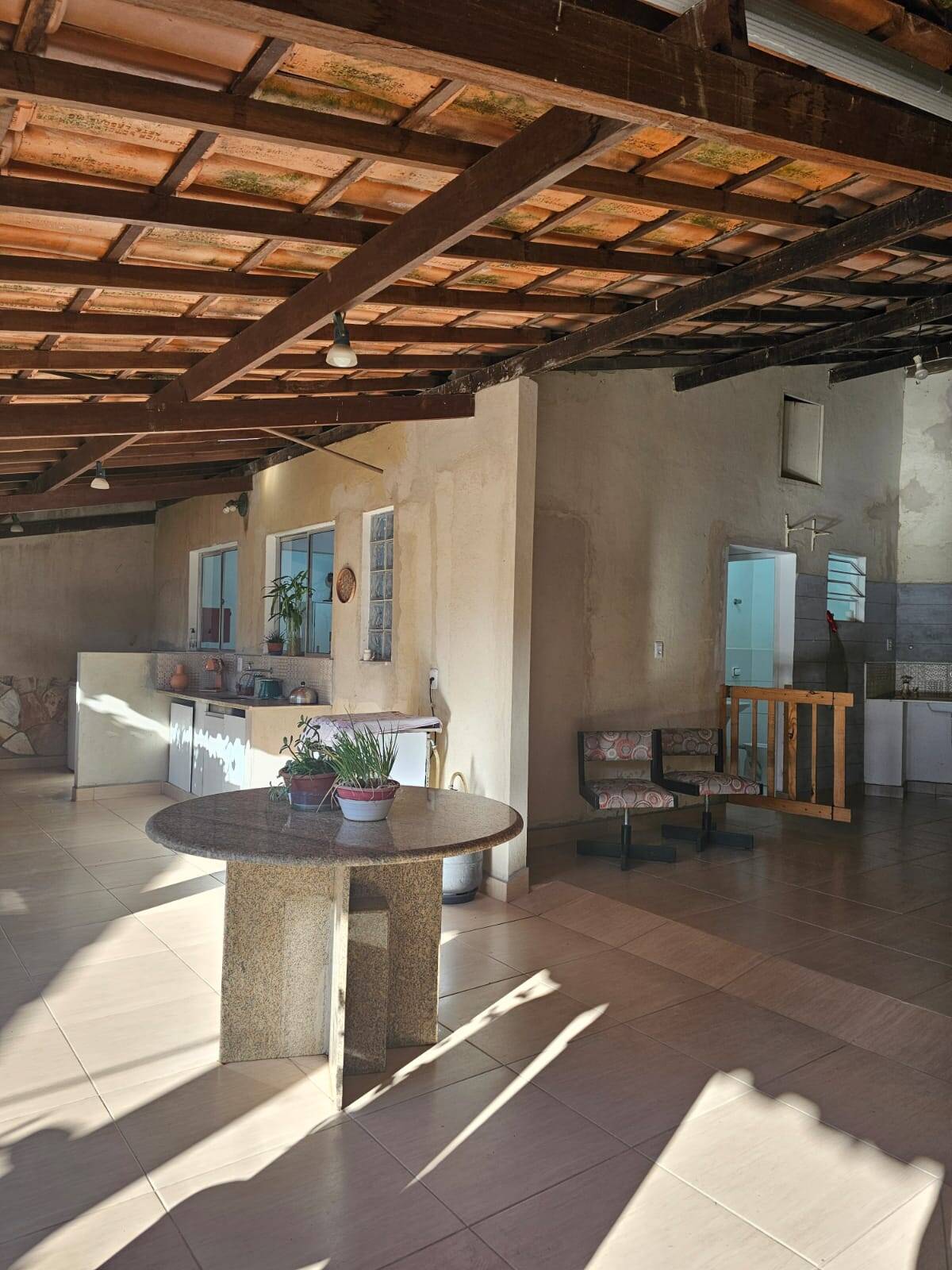 Casa à venda com 4 quartos, 420m² - Foto 16