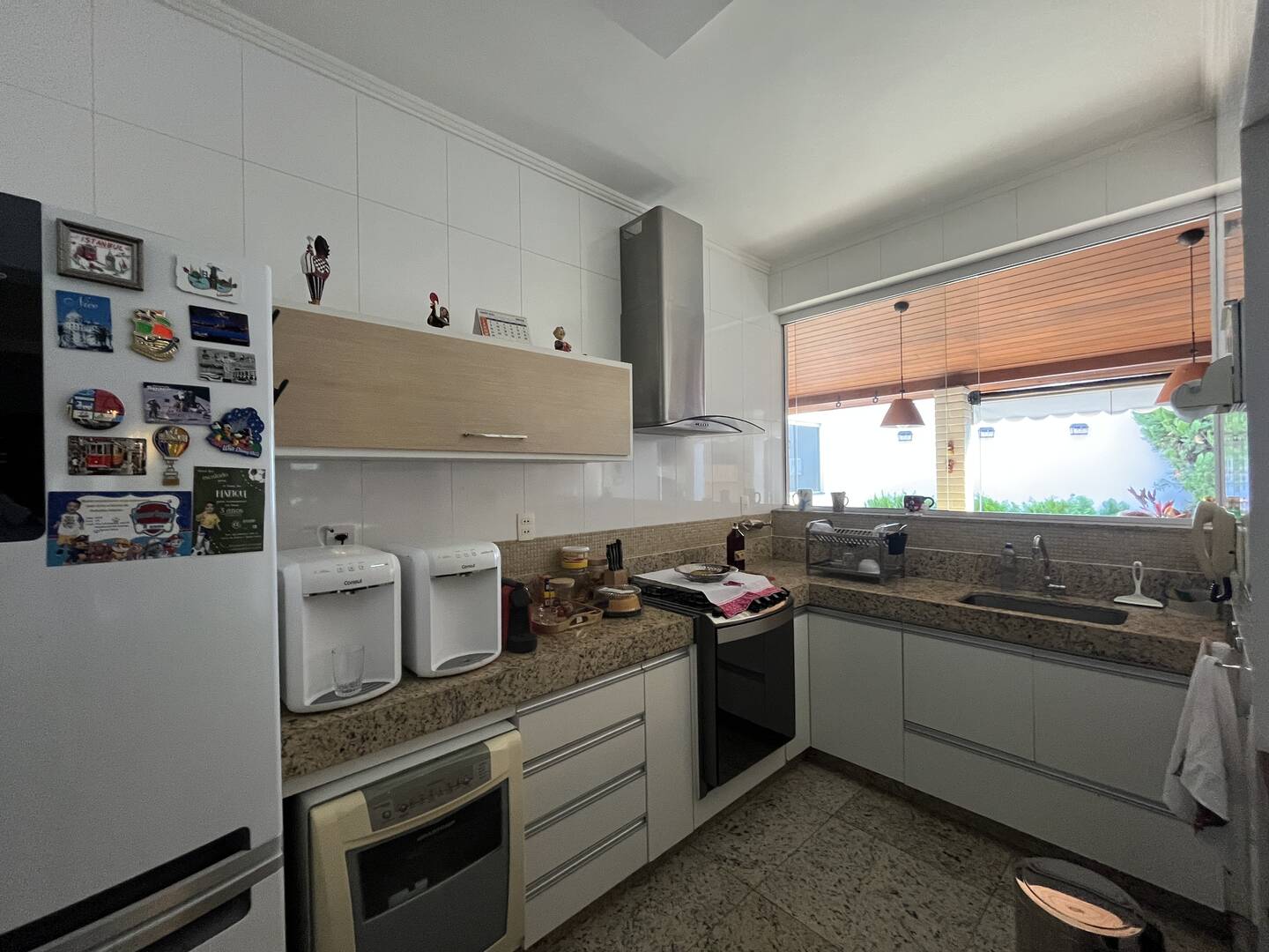 Casa à venda com 3 quartos, 289m² - Foto 3