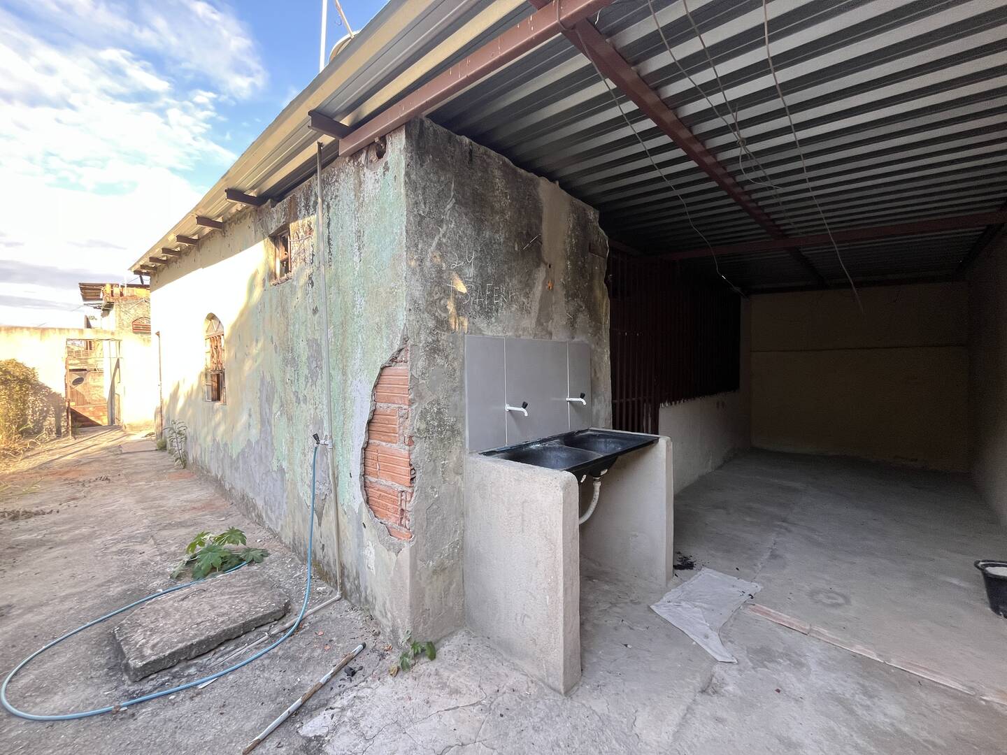 Casa à venda com 4 quartos, 143m² - Foto 16