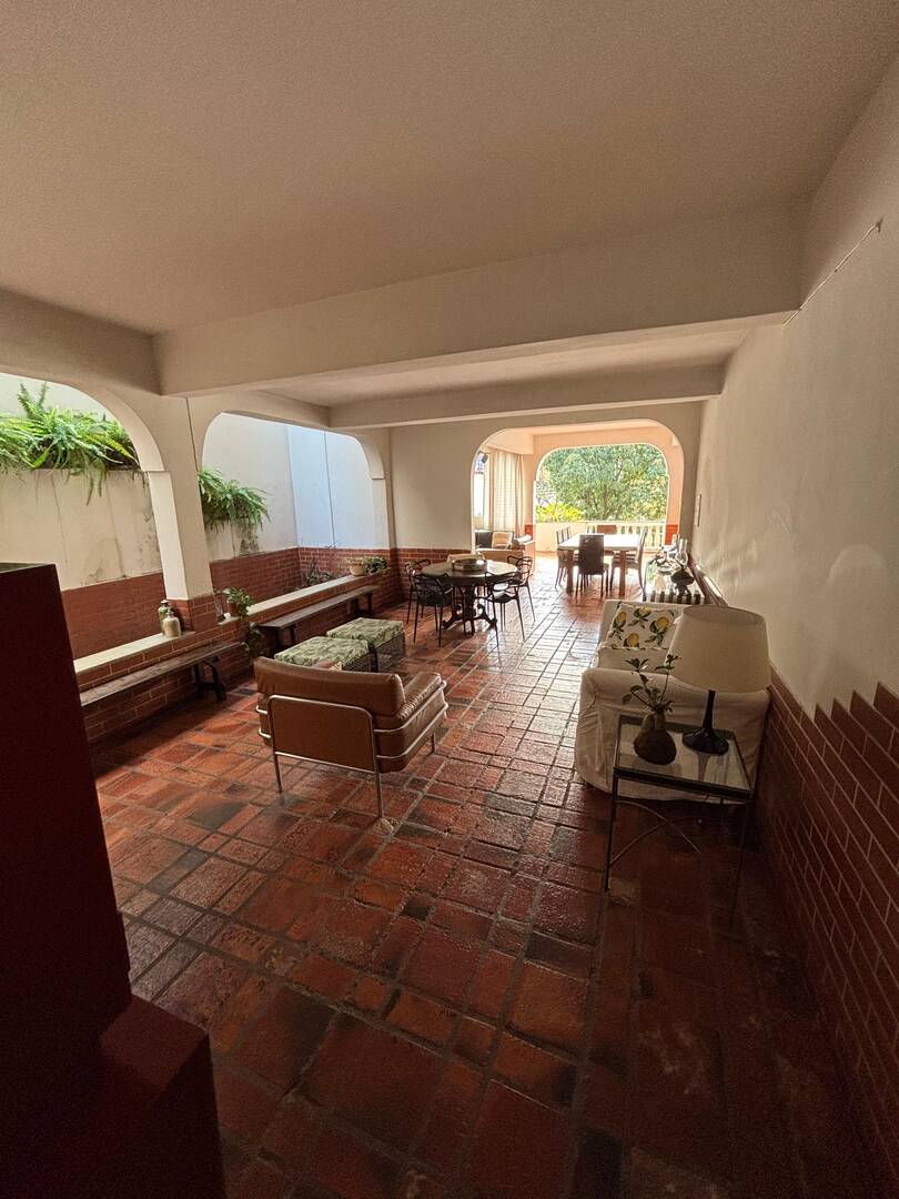 Casa à venda com 4 quartos, 708m² - Foto 14