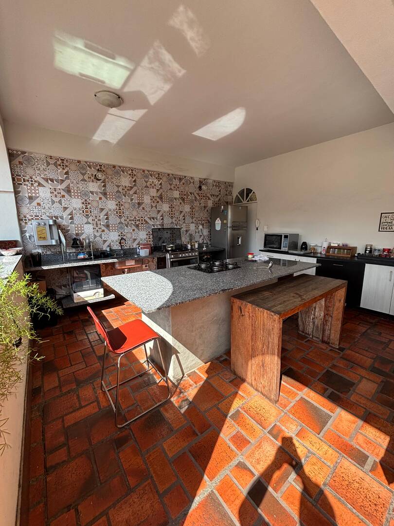 Casa à venda com 4 quartos, 708m² - Foto 17