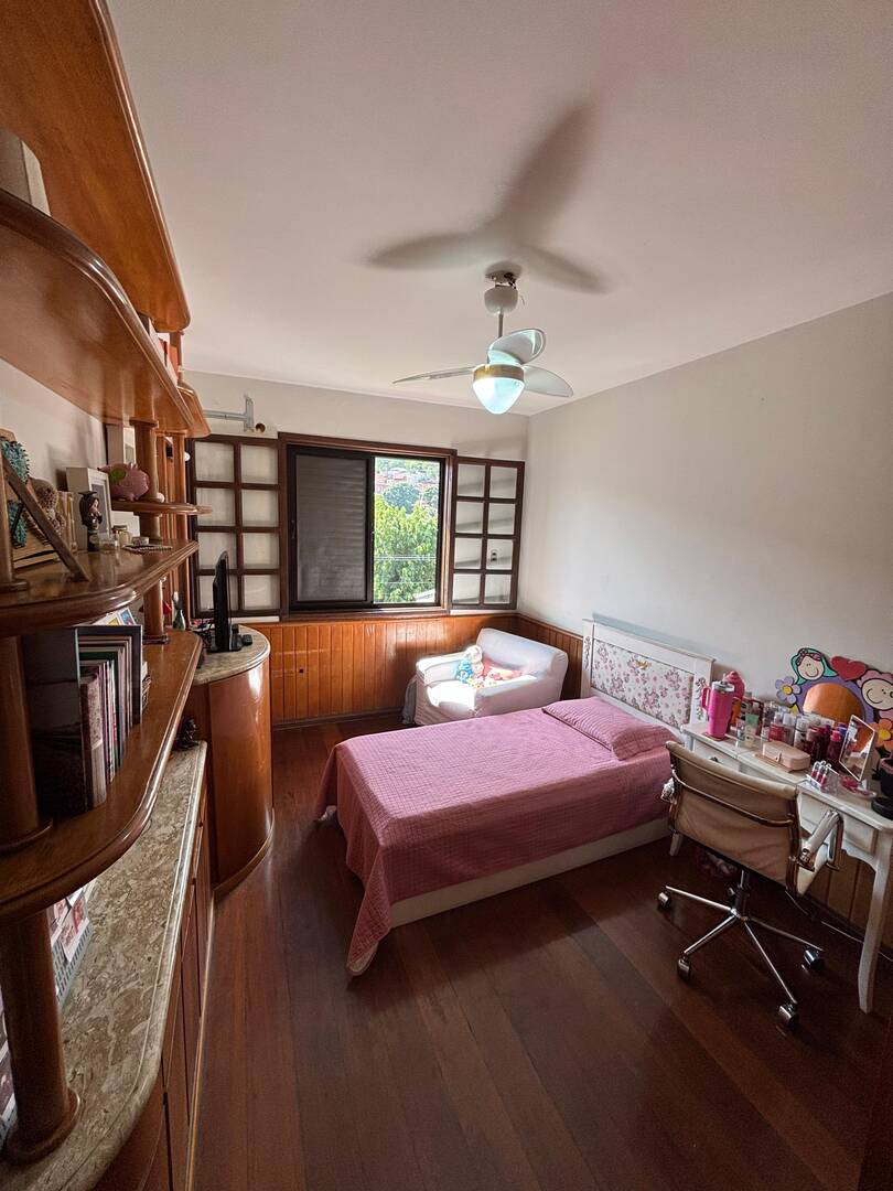 Casa à venda com 4 quartos, 708m² - Foto 8