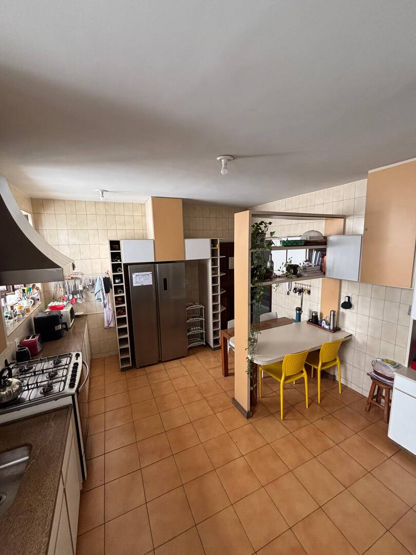 Casa à venda com 4 quartos, 708m² - Foto 11