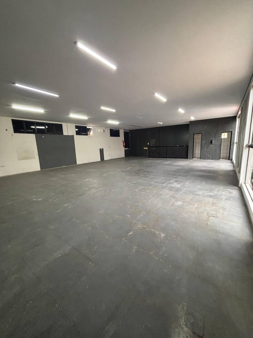 Conjunto Comercial-Sala para alugar com 1 quarto, 200m² - Foto 3